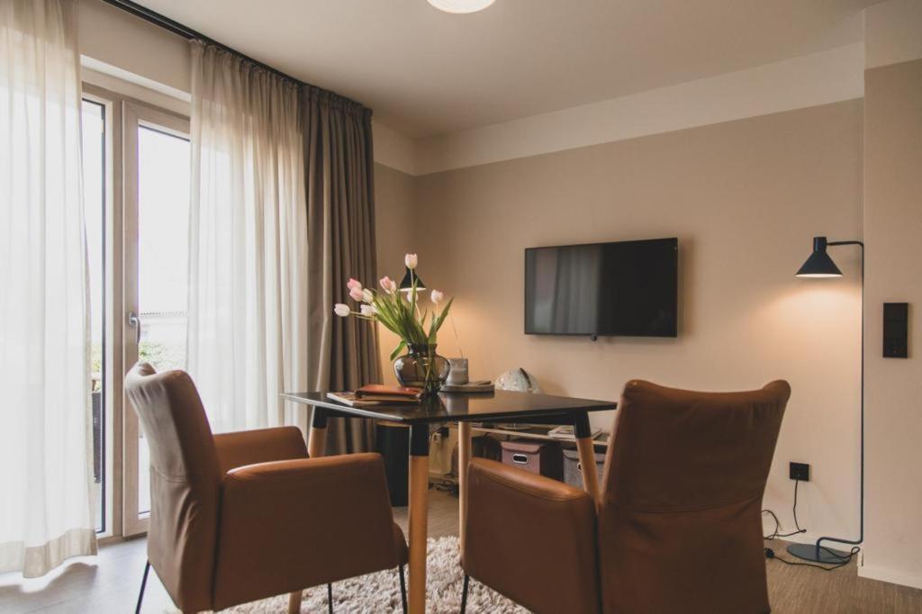 Logierhaus M Apartment Esens Luaran gambar